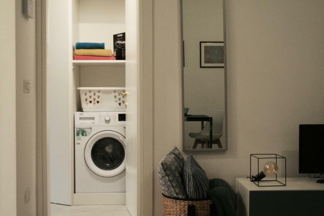 Clever House ميلان المظهر الخارجي الصورة